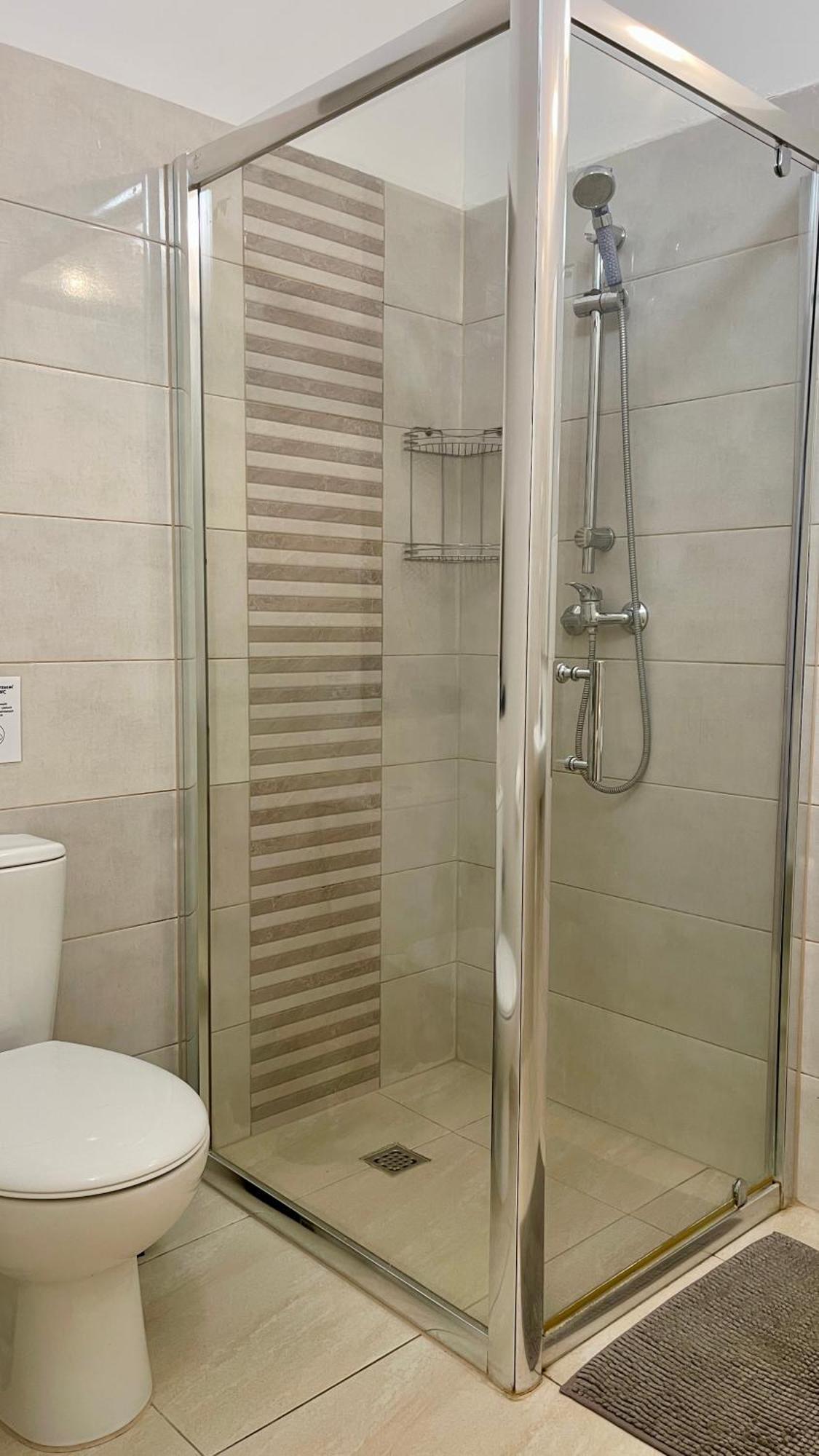 Ela Bed & Breakfast 3*